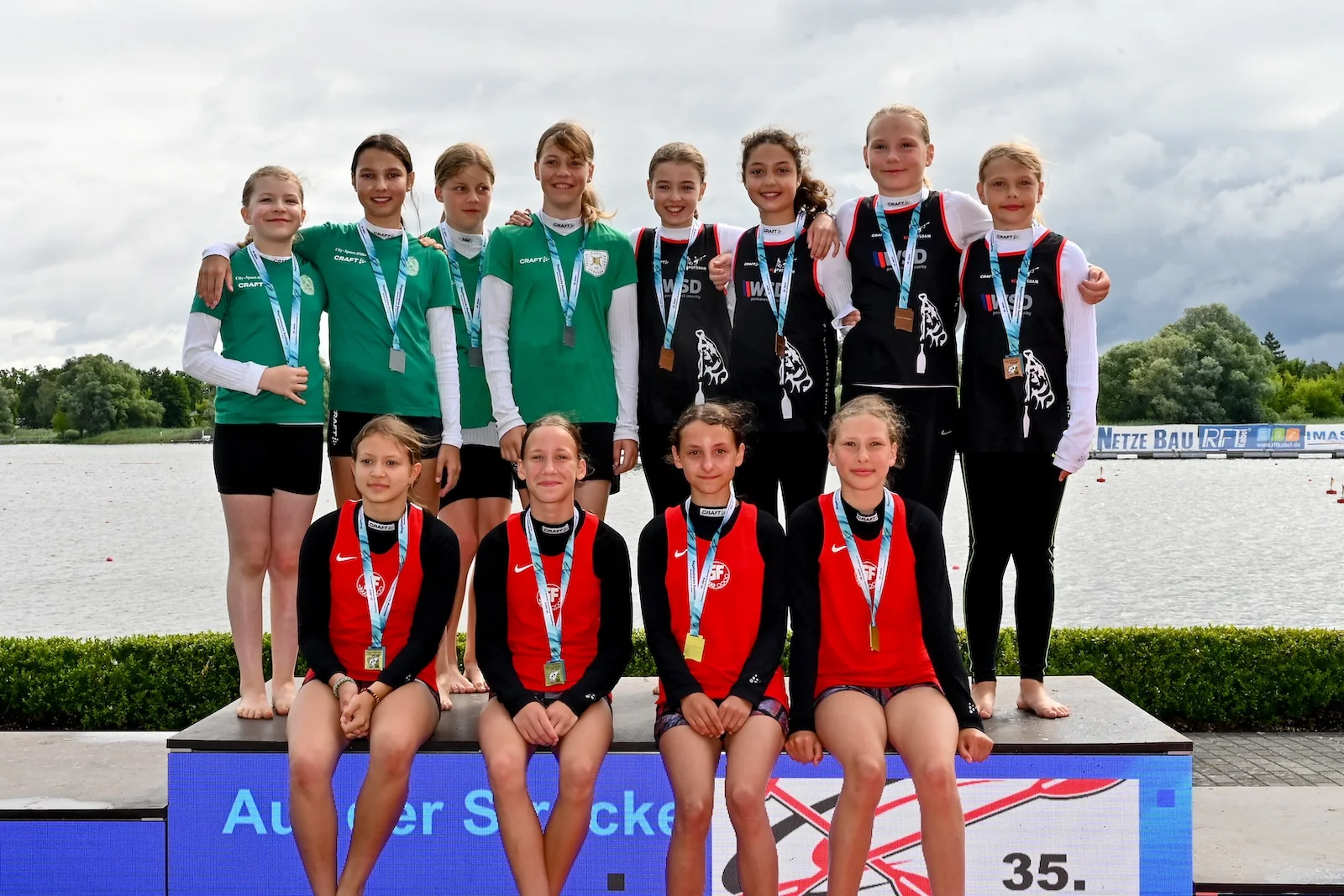 Junge Aktive auf dem Siegerpodium bei der Großen Brandenburger Regatta 2026